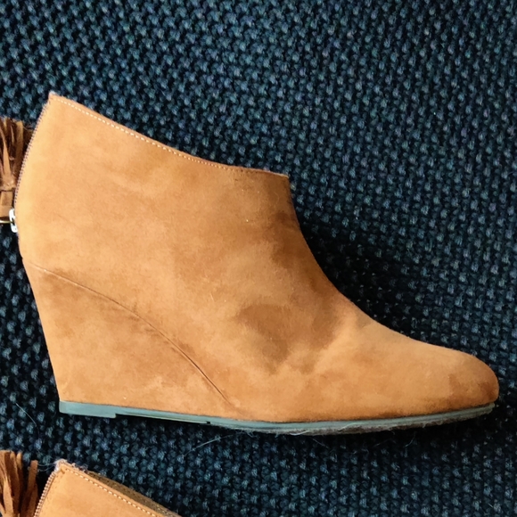 Suede ankle boot with wedge sole - Picture 5 of 8